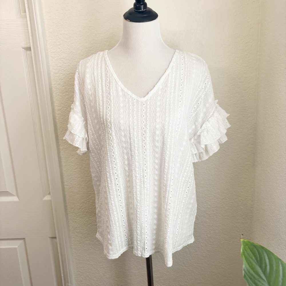 Once & Again Eyelet Ruffle Sleeve Blouse‎ Size M White V-Neck Textured Top